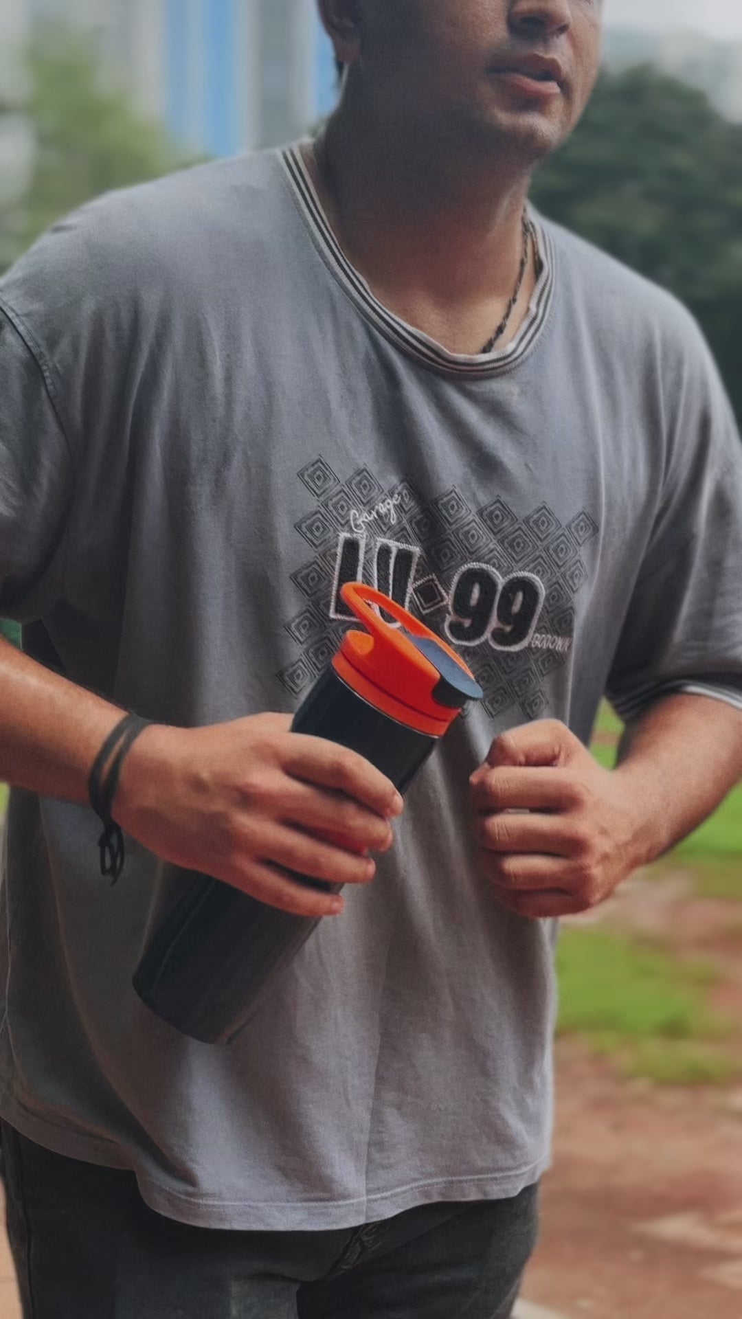 Luxura Sports & Gym Vacuum Insulated Hot & Cold Bottle - Set of 4